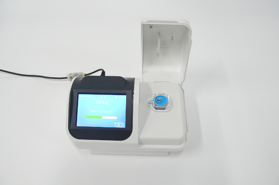 Analizator HbA1c Analizator do wykrywania hematologicznego LD-100 Jednostopniowy analizator HbA1c Do zastosowań medycznych